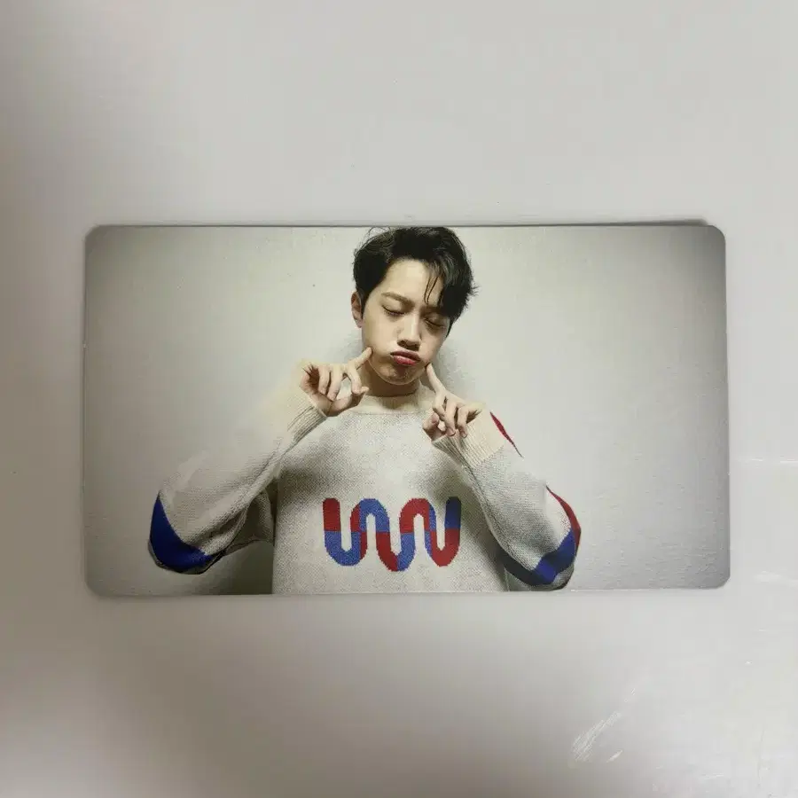 워너원 라이관린 포카