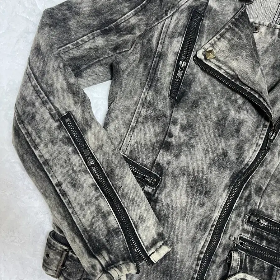 Vintage washing denim jacket