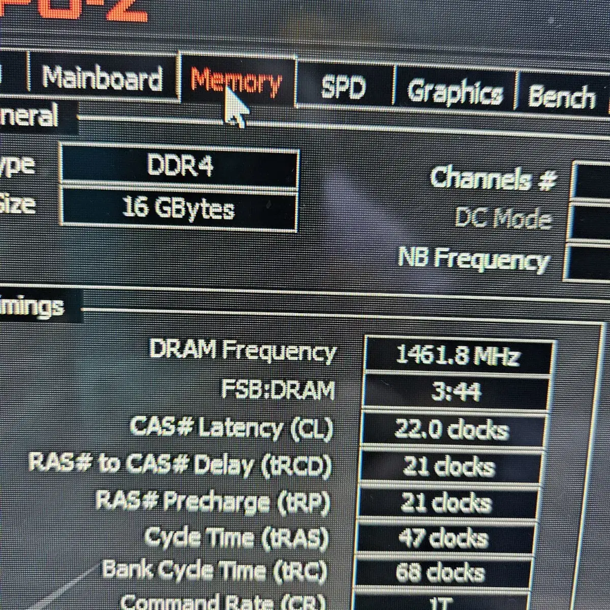 AMD4 R3400G 본체 팝니다