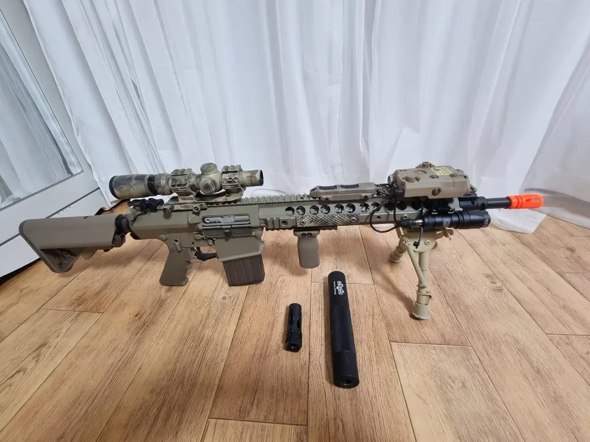 Vfc m110k1 가스블로우백 에어소프트건