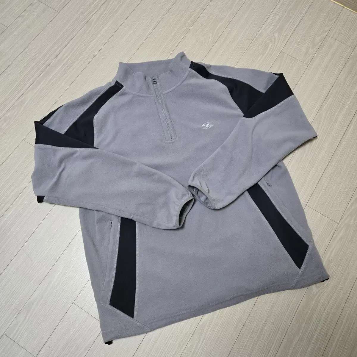 [4] 산산기어 HALF ZIP-UP FLEECE [GREY]