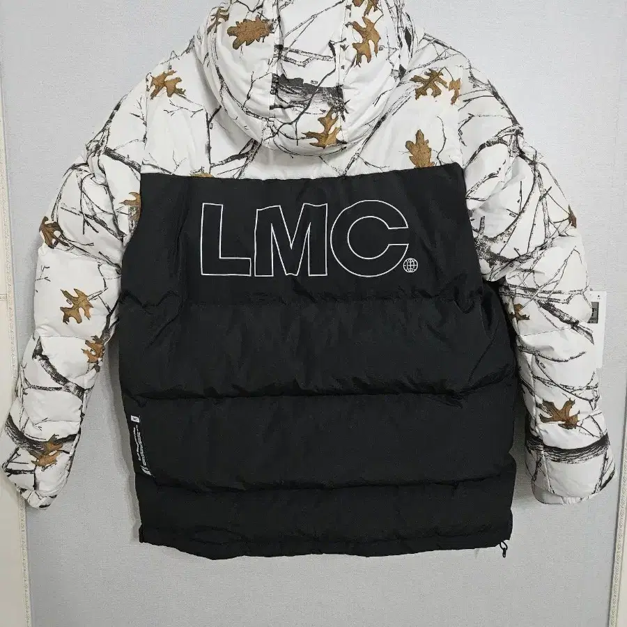 LMC 아노락패딩 M