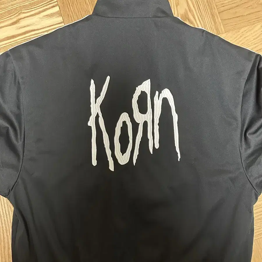 [s]아디디스 korn 트랙탑