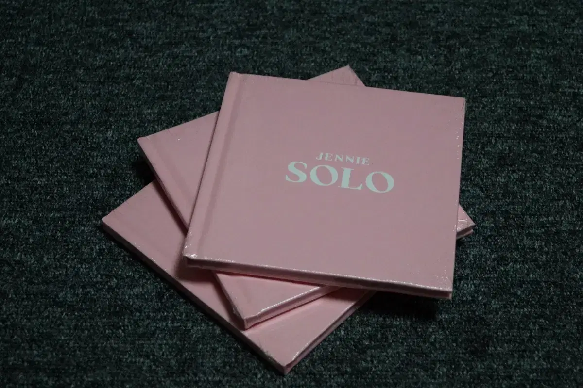 (미개봉) 제니 - SOLO Photobook