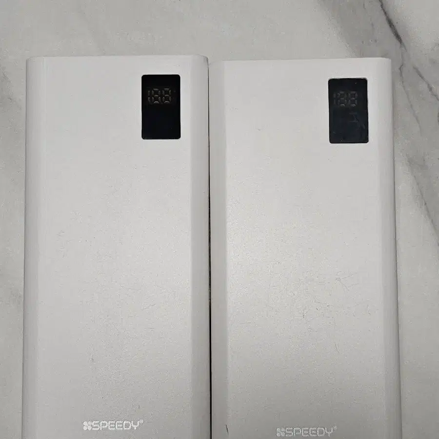 스피디 보조배터리 2개 20000mah