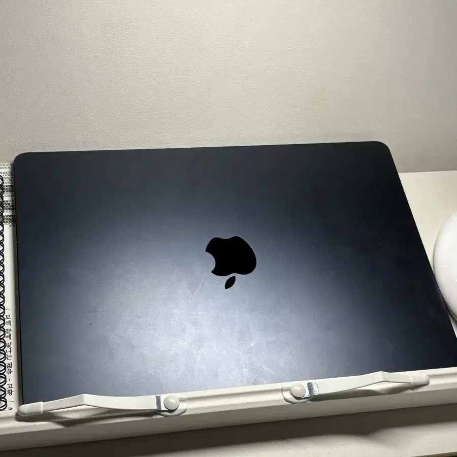 MacBook Air 13 M2, 16GB