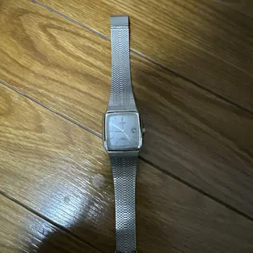 Eco-Drive 스테인리스 스틸 사각 시계