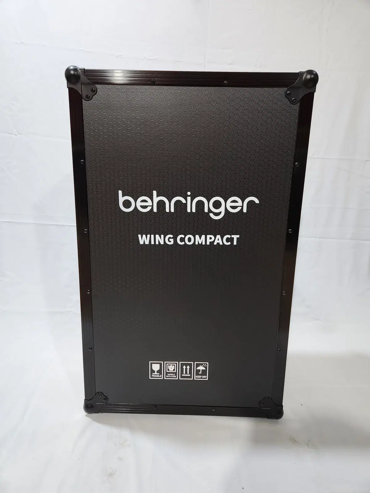 베링거 윙 컴팩트 케이스 BEHRINGER WING COMPACT