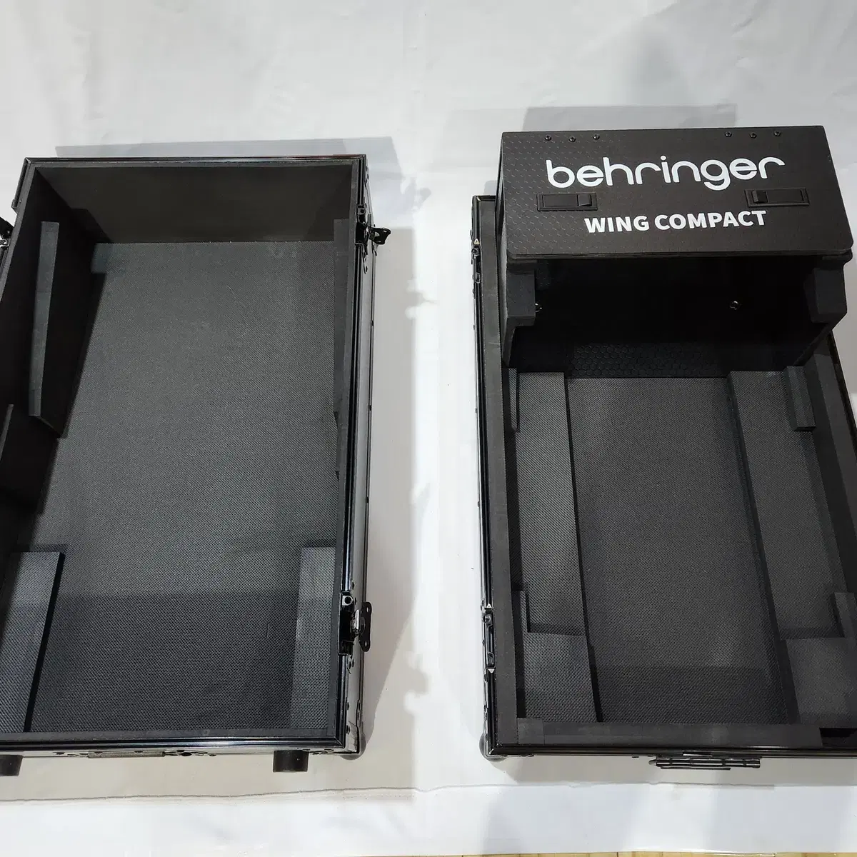 베링거 윙 컴팩트 케이스 BEHRINGER WING COMPACT