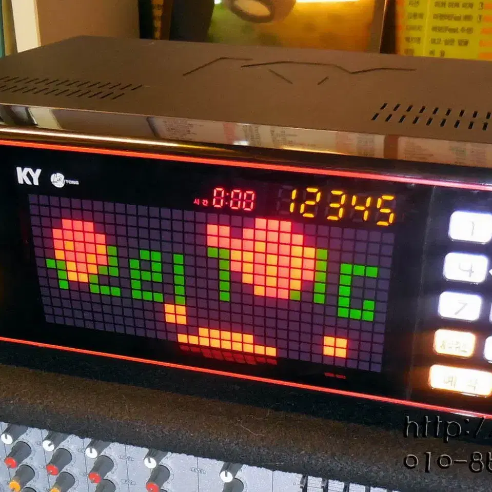 악보표출 최신곡 노래방기기 매우깨끗 작동완벽 금영 A100 반주기 창원