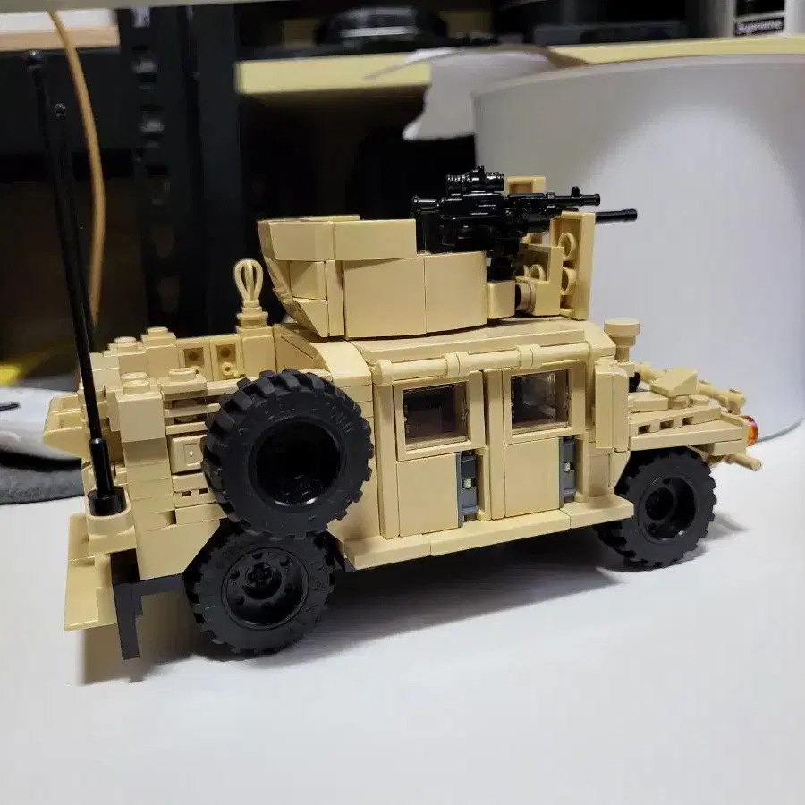 레고 밀리터리 브릭매니아 HUMVEE M1165A1 스페셜포스 (복원)