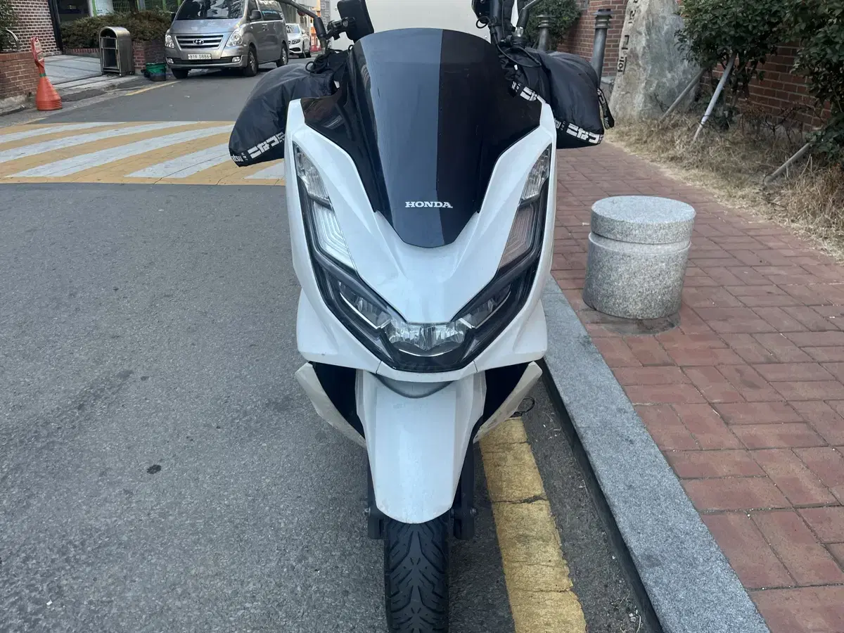 pcx125 22년식 판매합니다