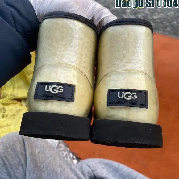 175 어그 UGG 클래식 클리어 미니2 부츠