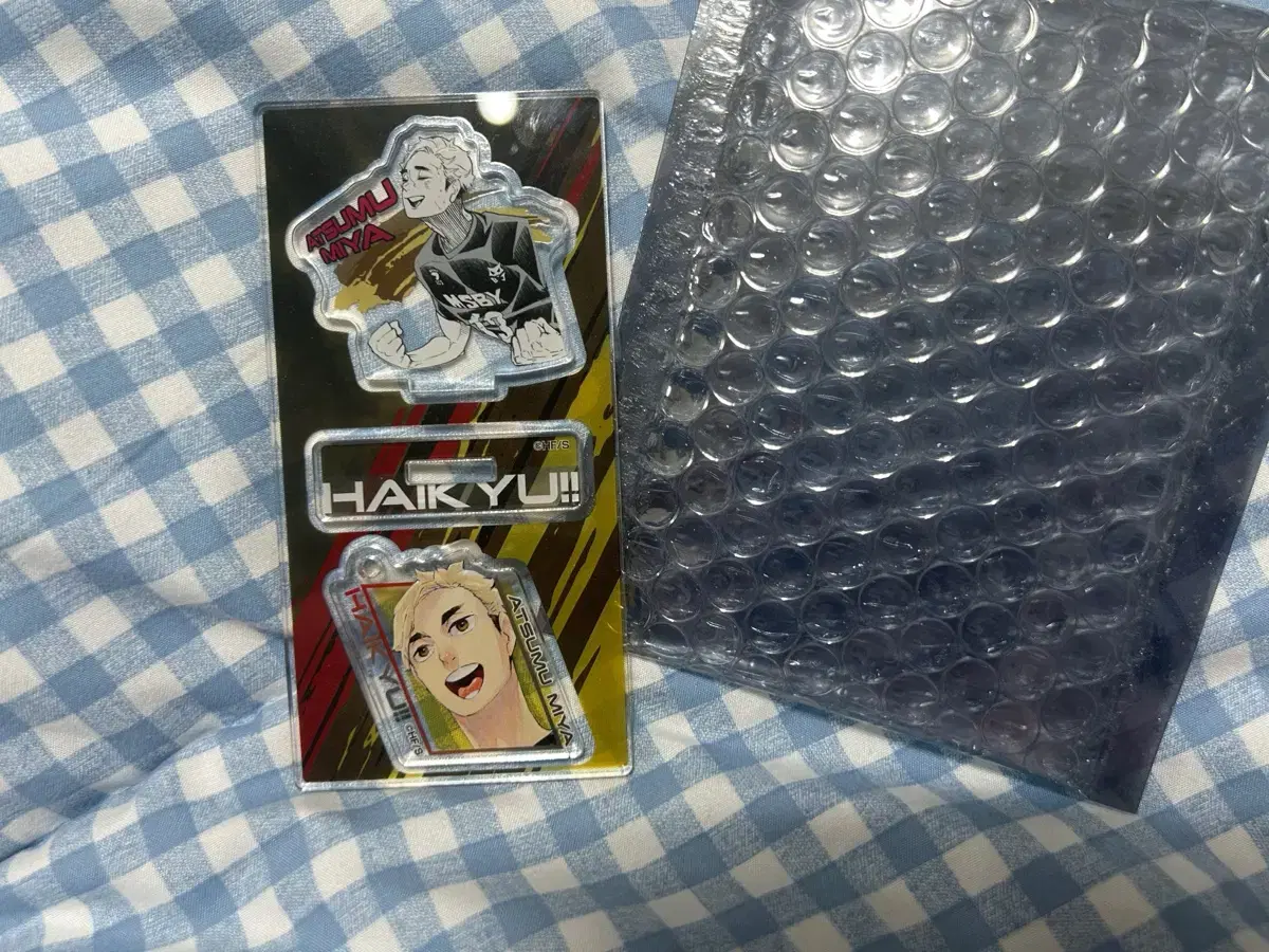 Haikyuu Miya One Piece Acrylic + One Piece Keyring (+Fox Tsumu is a bonus)