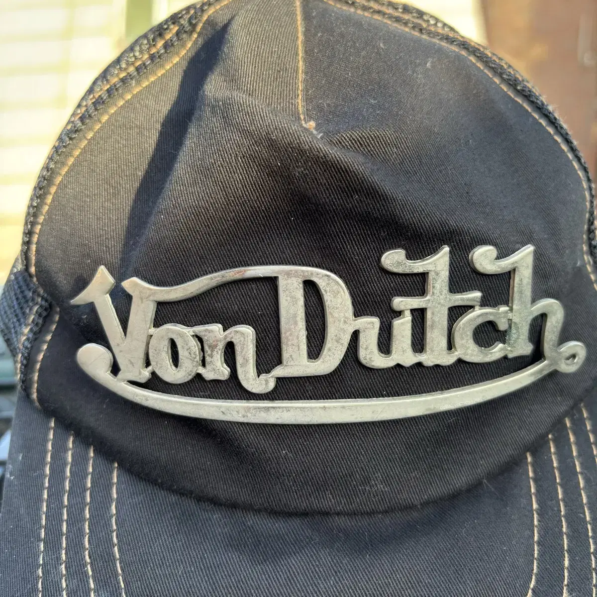 Von Dutch 본더치 메탈로고 블랙 스티치 메쉬캡