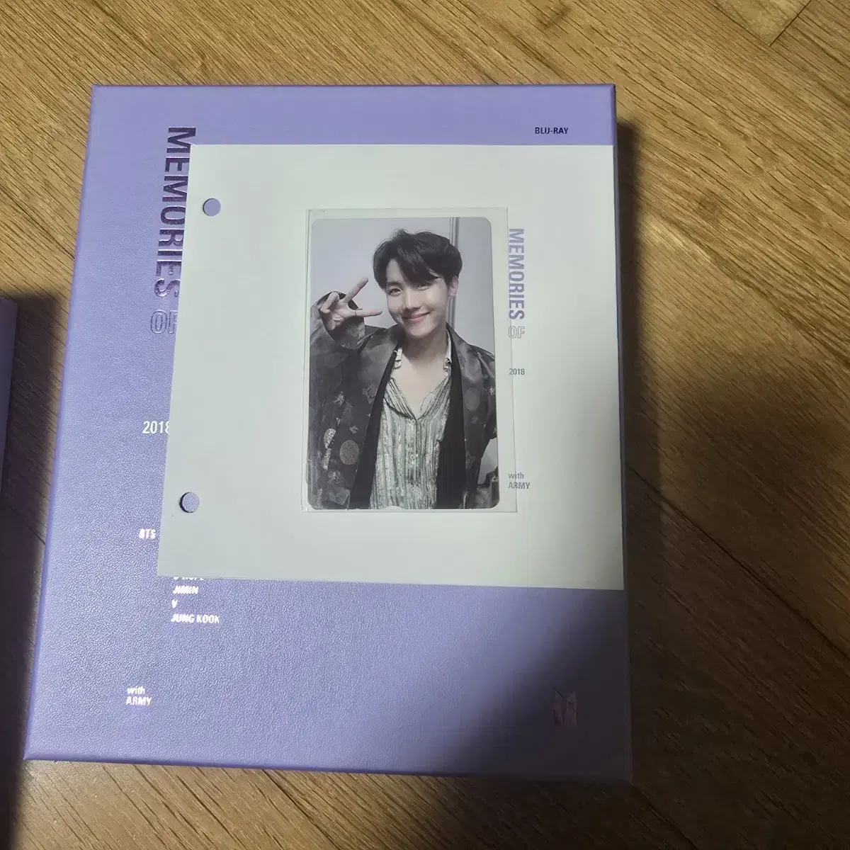 방탄 2018메모리즈 블루레이 호석 포카포함 풀셋양도.  bts HOBI