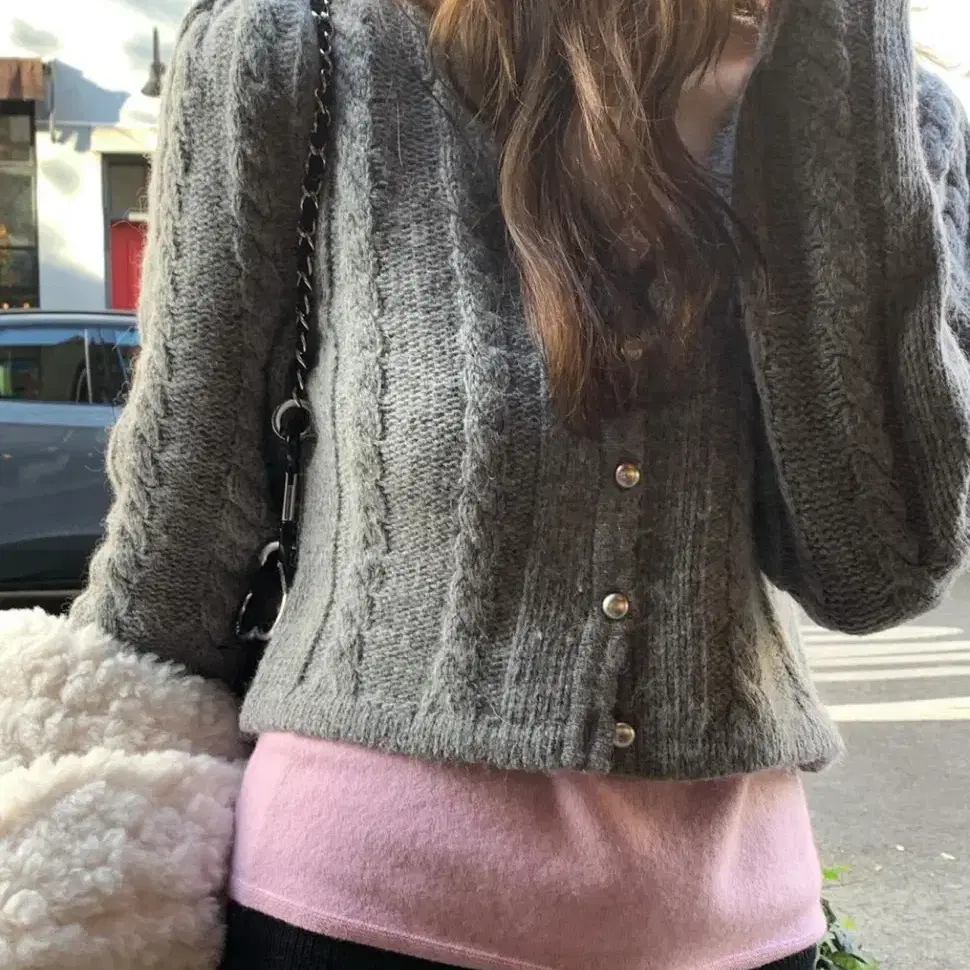 타낫 펄 케이블 가디건 그레이 Pearl cable cardigan