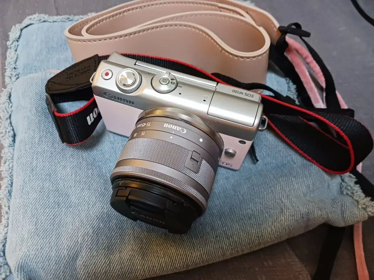 캐논 EOS M100 풀 구성 + 추가 악세서리