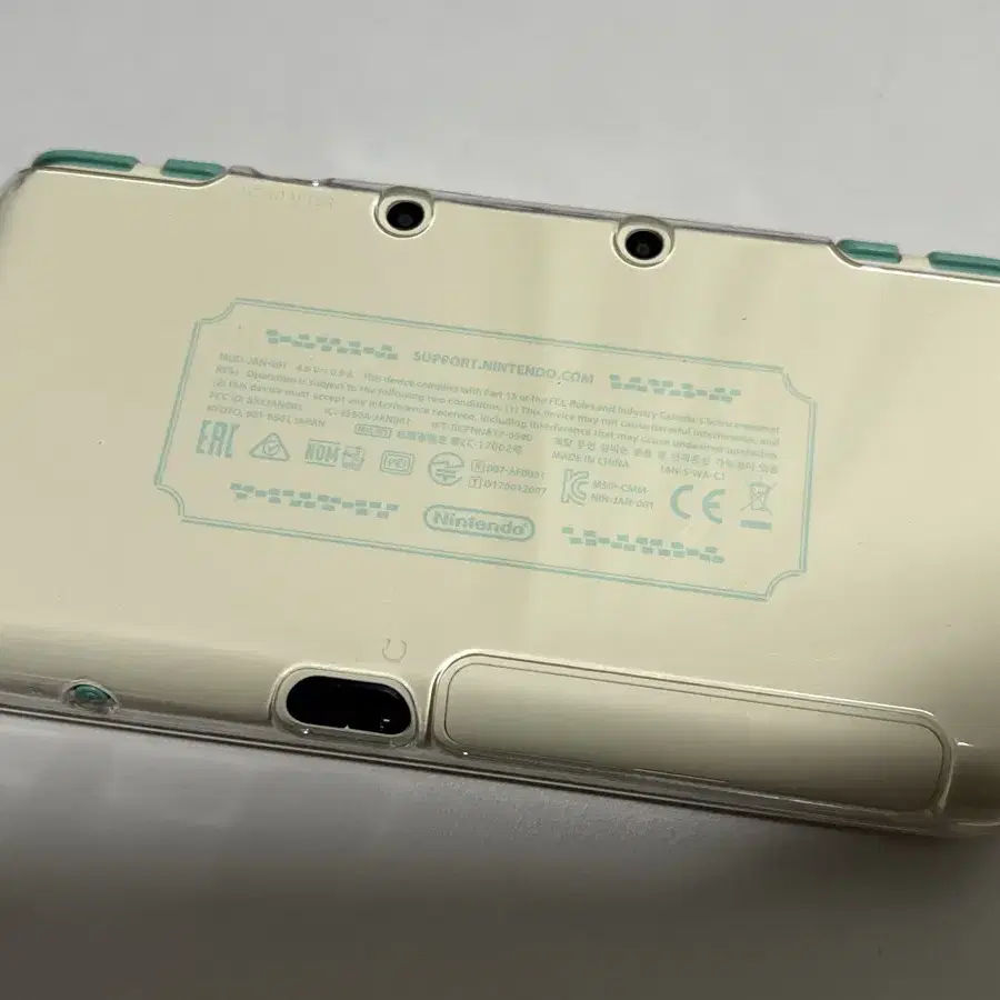 닌텐도 2DS XL 튀동숲 에디션 풀박스 S급 상태+정품충전기+젤다칩