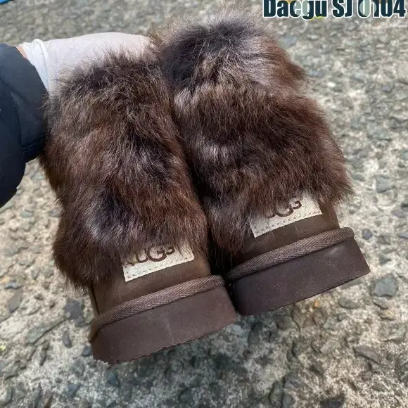 200 어그 UGG Ellee 초콜릿 부츠 윈터부츠