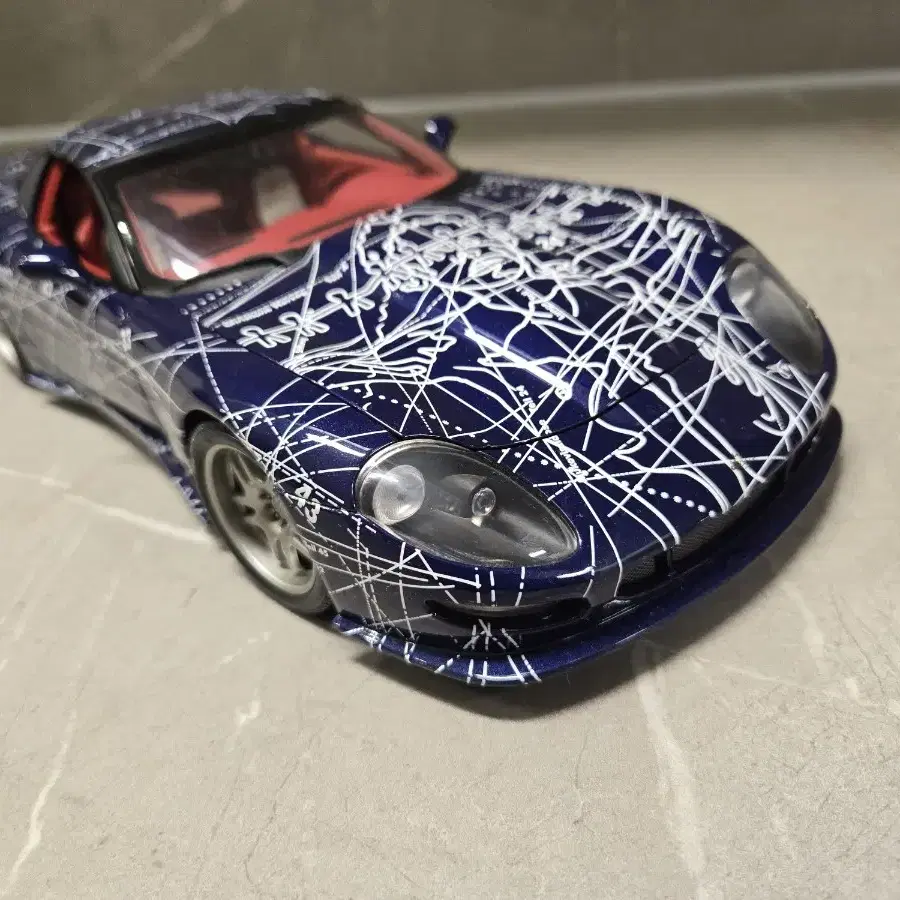 오토아트 CALLAWAY C12 MUKO ART CAR  1:18