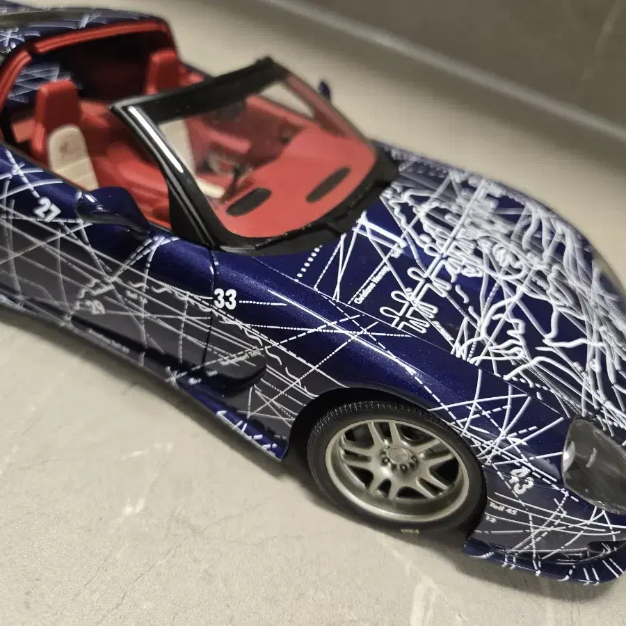 오토아트 CALLAWAY C12 MUKO ART CAR  1:18