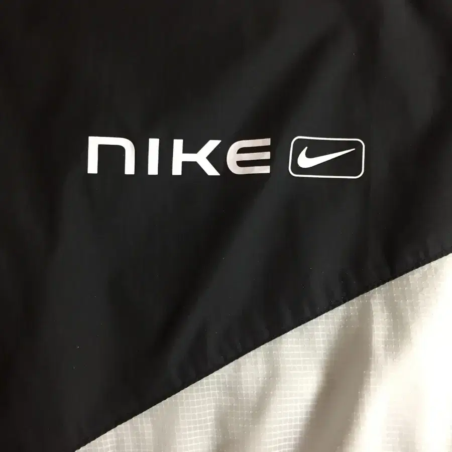 Nike 나이키 바람막이