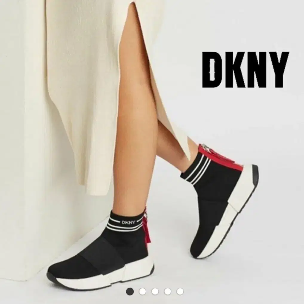 DKNY 삭스 스니커즈 (235 mm)