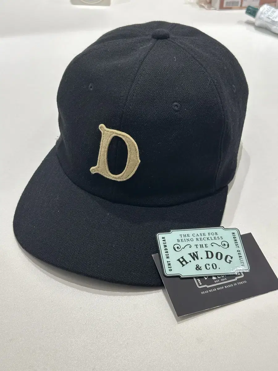 the h.w.dog&co cap