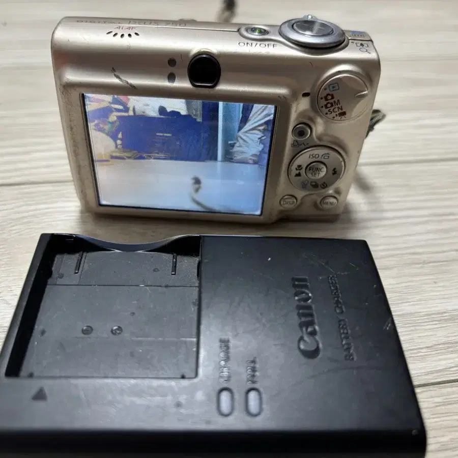 클래식 Canon Digital IXUS 750 카메라