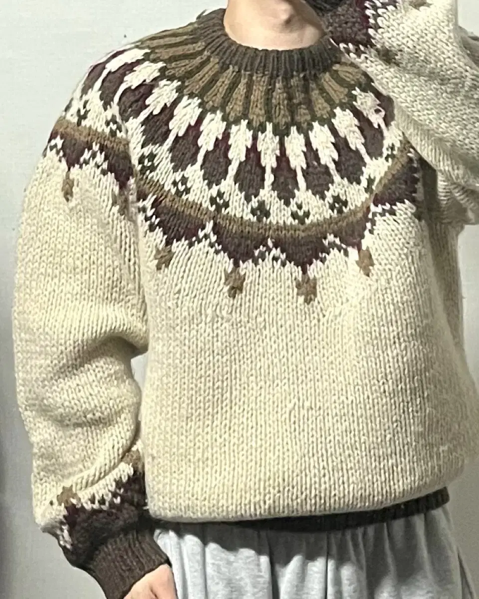 Vintage Ivory Nordic Heavy Wool Knit