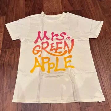 [2016]Mrs. GREEN 애플 라이브 티셔츠 미세스 그린
