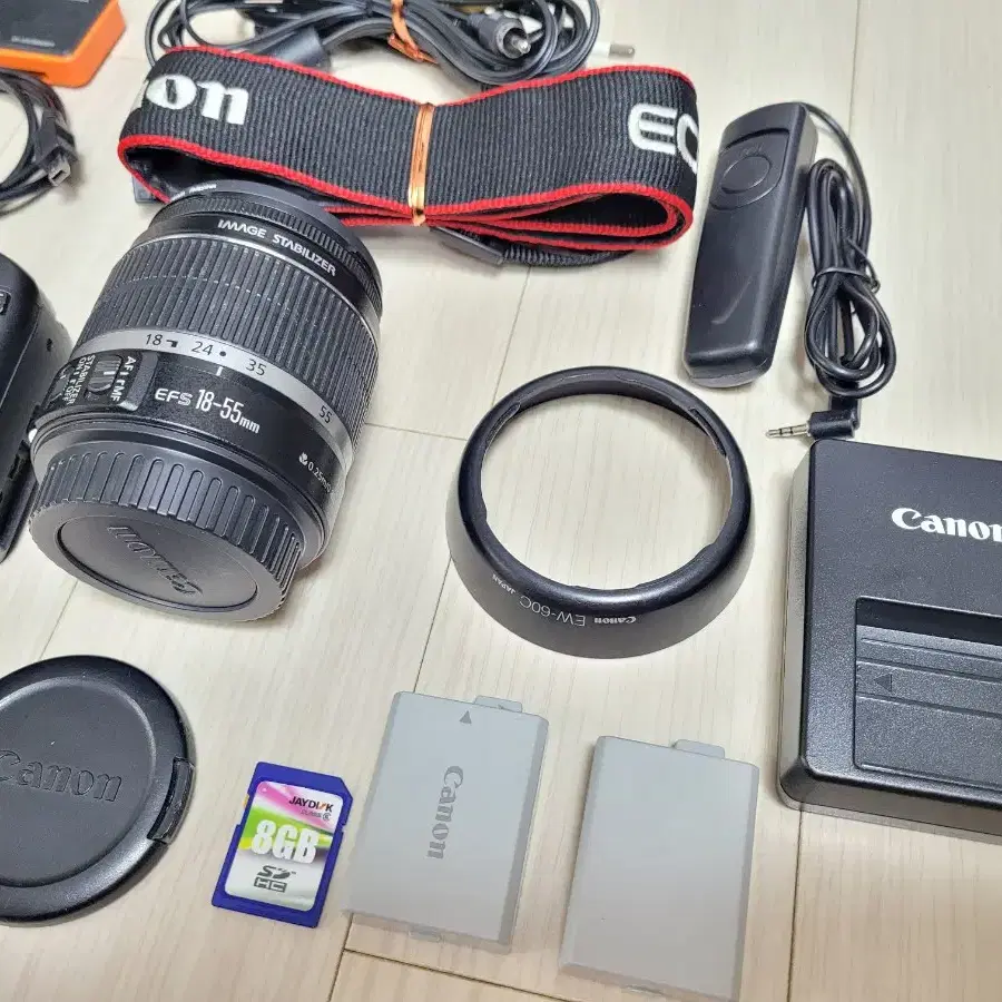 캐논 DSLR 카메라 EOS 500D 와 18-55 렌즈 세트