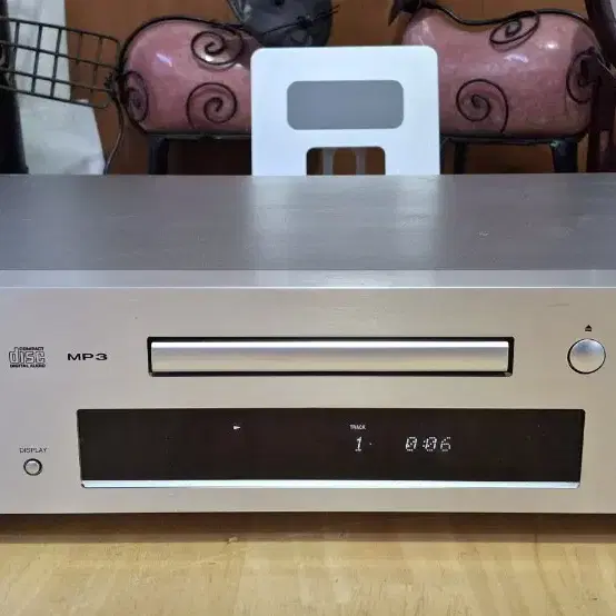 ONKYO C-7030 CD PLAYER