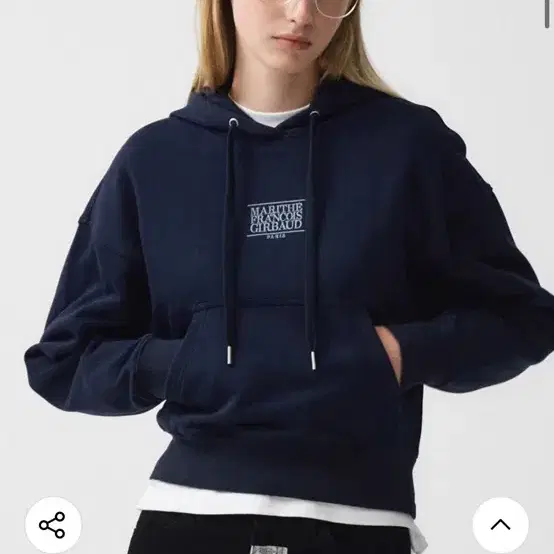 마리떼 클래식 로고 후드티 NEW CLASSIC LOGO HOODIE