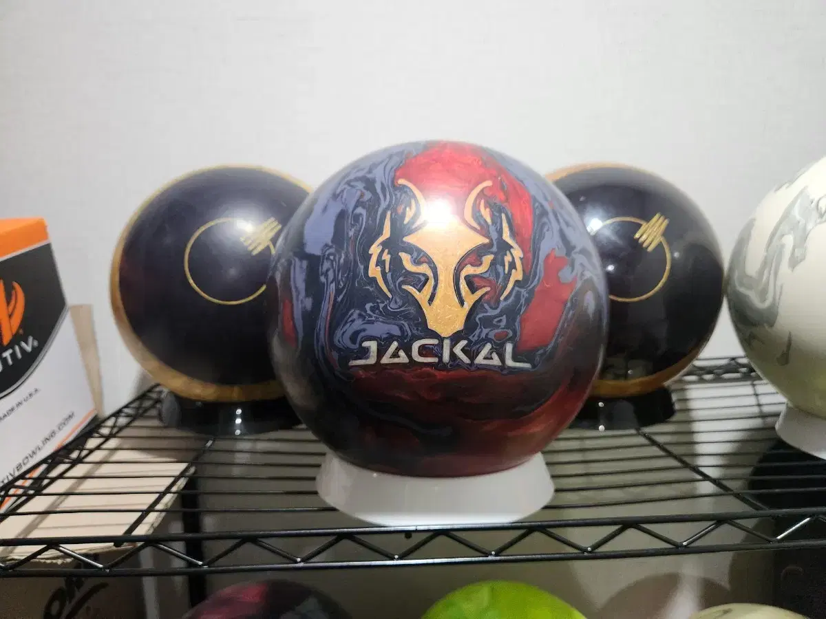 Jackal Original 14p