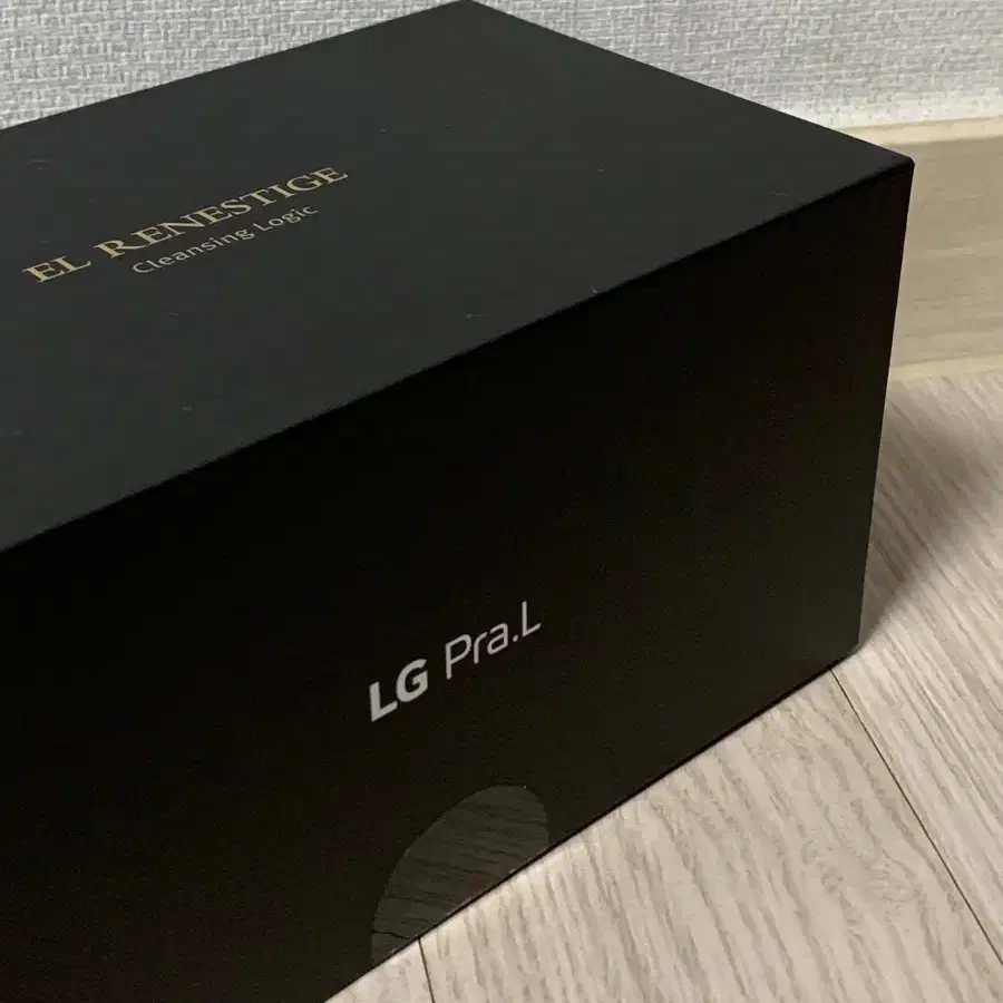 LG 프라엘 초음파클렌저 세안기기