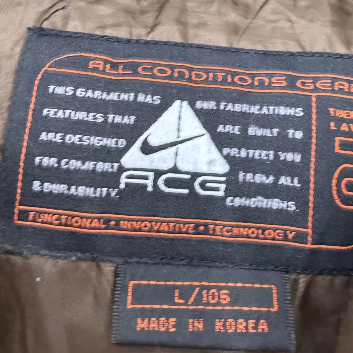 L 나이키 ACG 올드스쿨 패딩 조끼 베스트