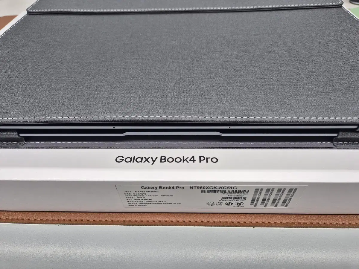 Galaxy Book Pro 4 16" Core Ultra5 16GB 512GB New