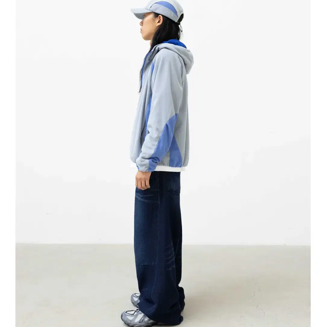 999휴머니티 AV pleats denim pants 인디고 원 워시드