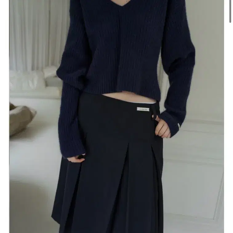 오버듀플레어 스커트 네이비 WOOL PLEATED SKIRT_NAVY