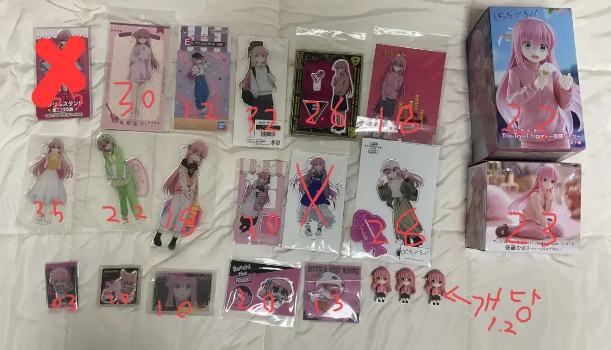 Kotohitori acrylic sells figures in bulk