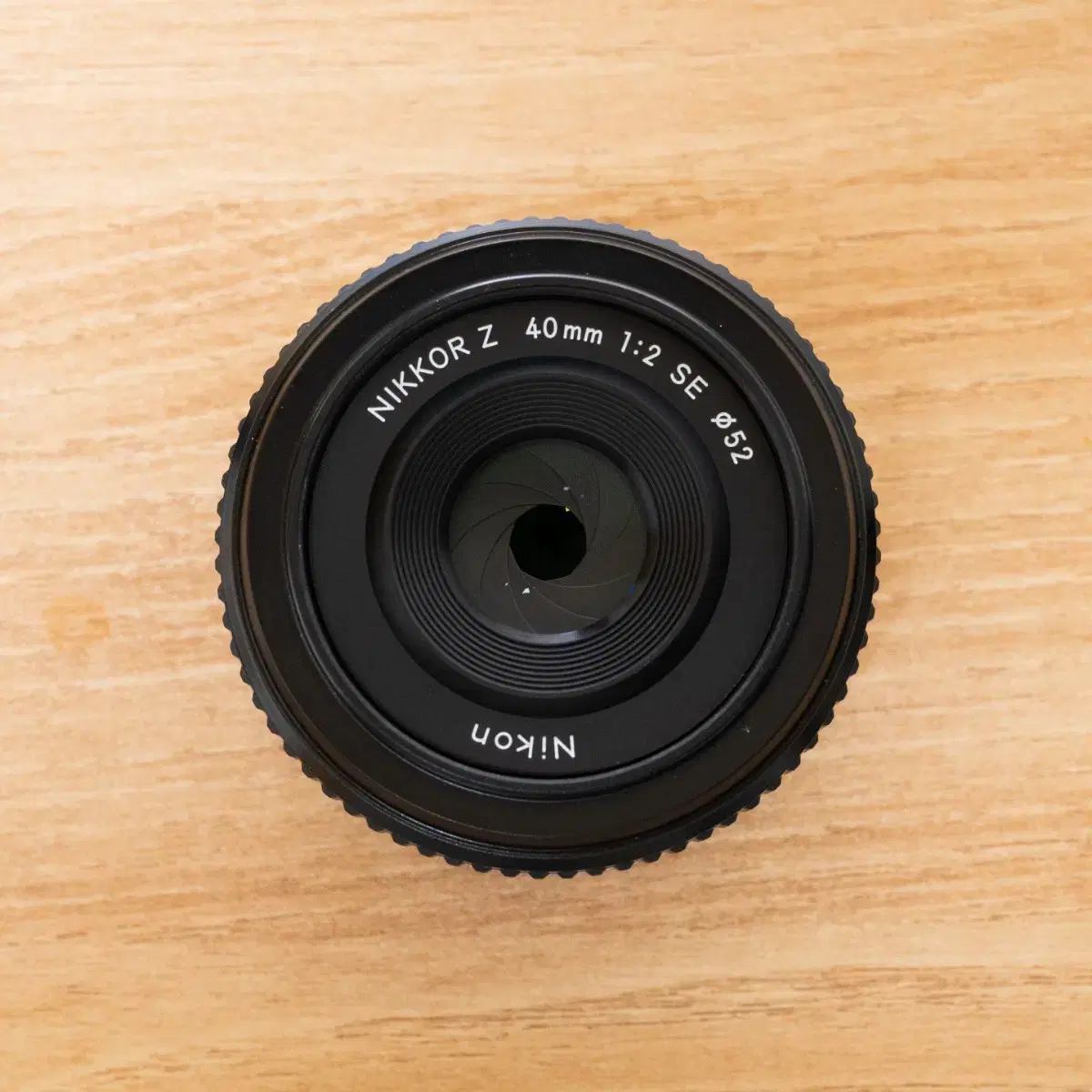 니콘 40mm f2 SE버전 Z 마운트 렌즈