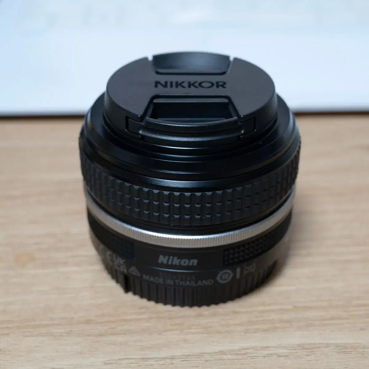 니콘 40mm f2 SE버전 Z 마운트 렌즈