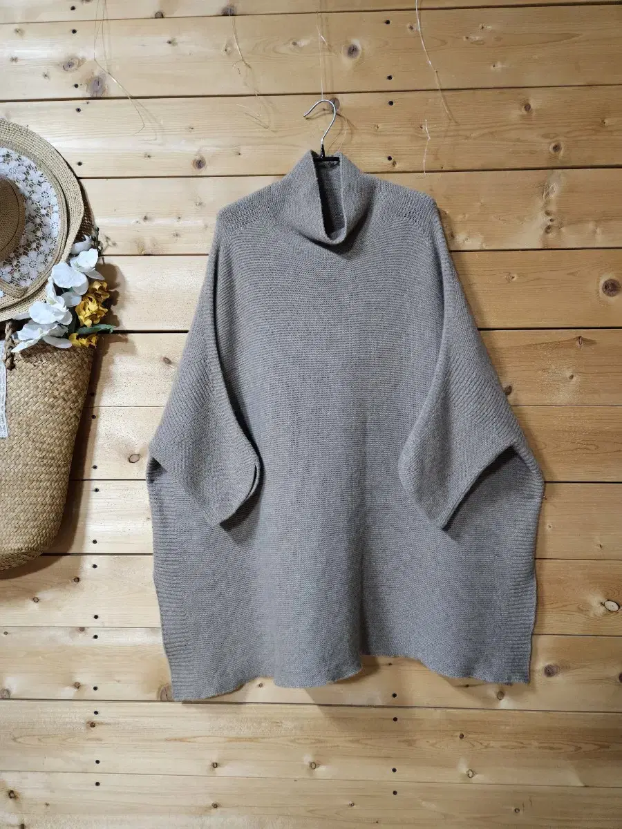 5% cashmere boxy