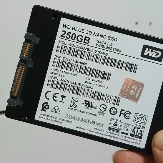 WD BLUE ssd 250GB