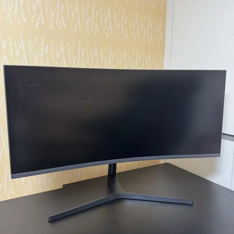 삼성 커브드 모니터 Ultra WQHD 100Hz 86.4cm