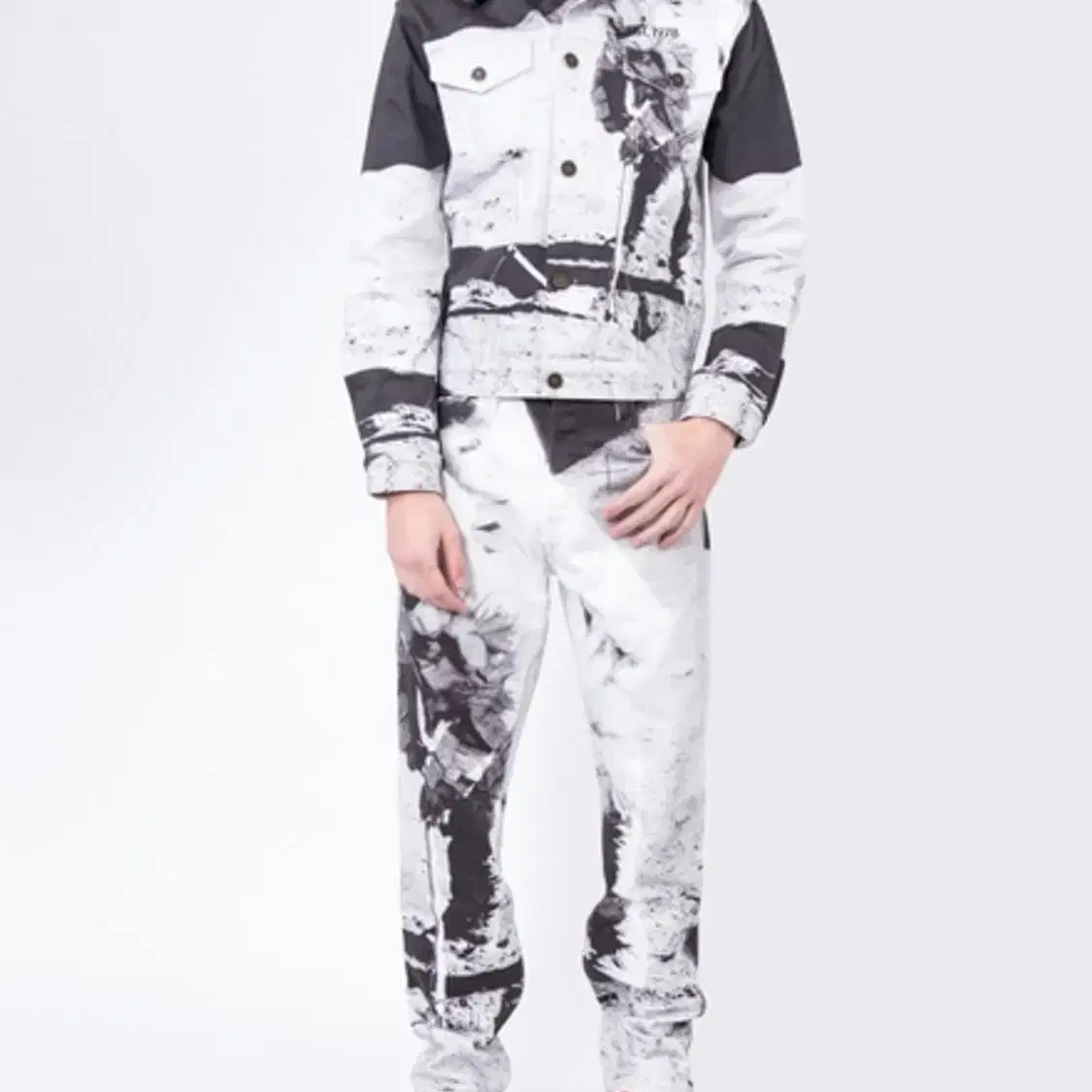 205w39nyc moon landing jacket