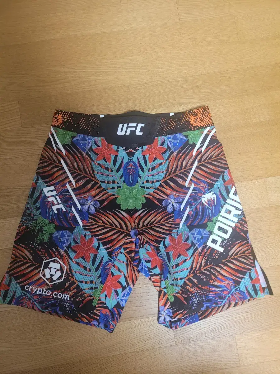 UFC 포이리에 에디션 한정판 쇼츠