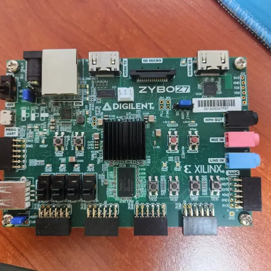 ZYNQ zybo z7 20 보드 팝니다